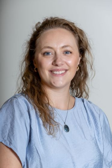Dr Hollie McCalmont