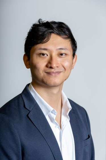 Dr Poh Wang